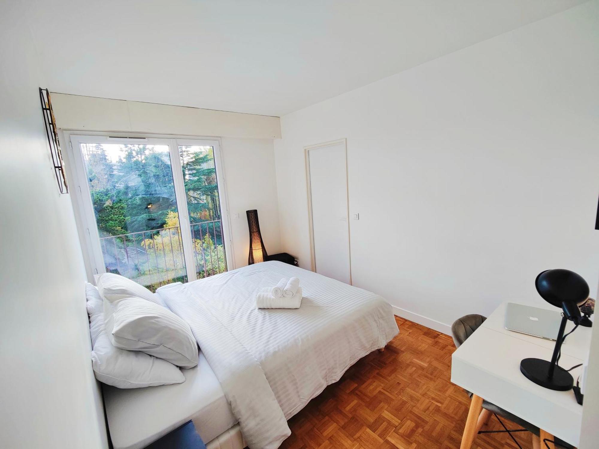 Ferienwohnung Metro A 2 Minutes Paris Centre Le Marais Romainville Exterior foto